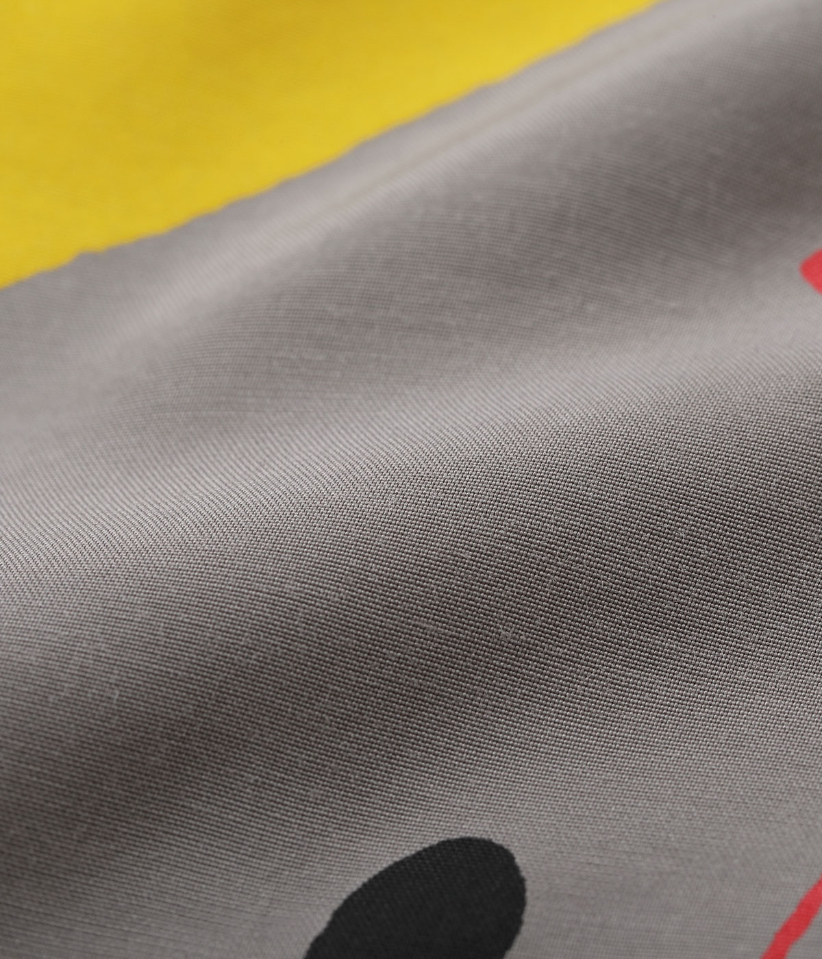 Lot No. SH39492 / HIGH DENSITY RAYON OPEN SHIRT ��ATOMIC��