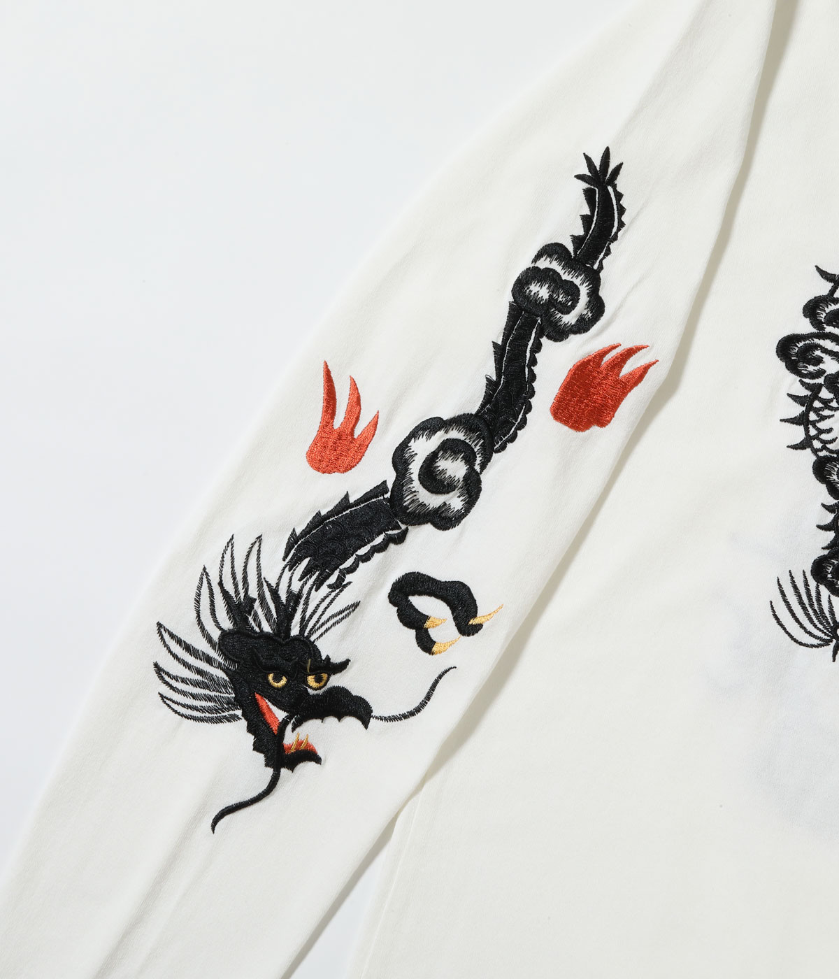 Lot No. TT69819 / LONG SLEEVE SUKA T-SHIRT EMBROIDERED ��DRAGON��