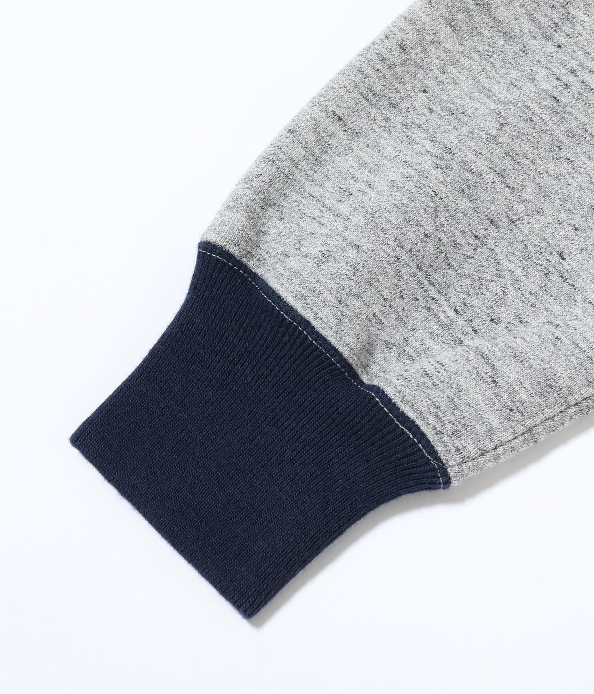 Lot No. WV69642 / ATTACHED HOOD PARKA