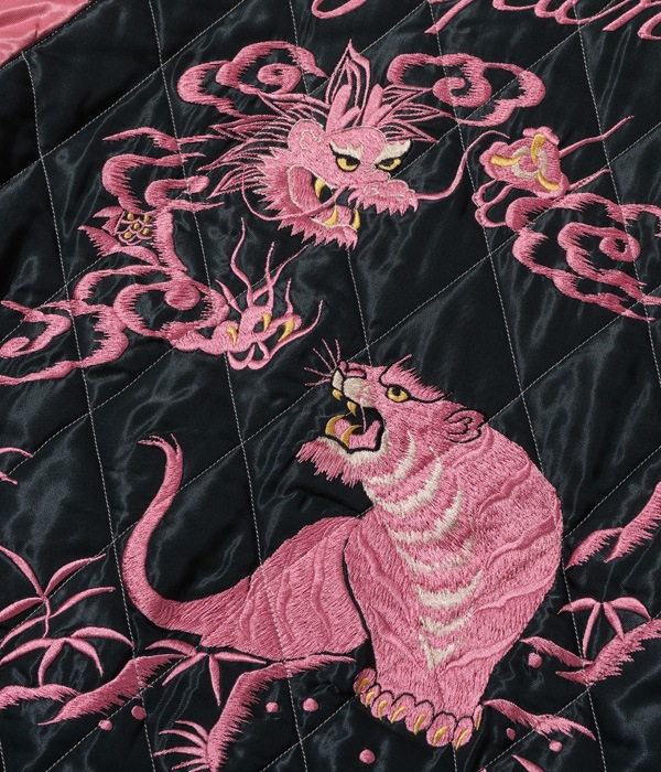 Lot No. TT15174-119 / Early 1950s Style Acetate Quilted Souvenir Jacket ��EAGLE�� �� ��DRAGON & TIGER��