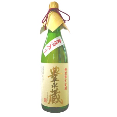 金箔特別限定古酒豊永蔵　1800ml　木箱入り