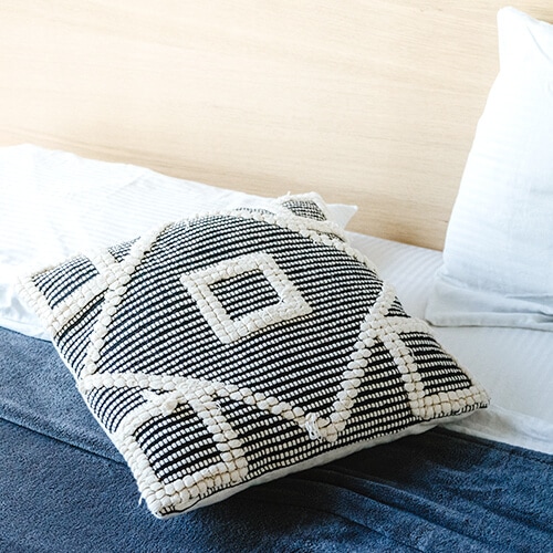 パインクッション