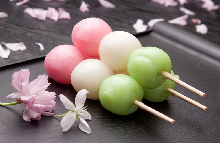深い味わいの三色団子（3本入り） | 茶色堂の和菓子 | 茶色堂
