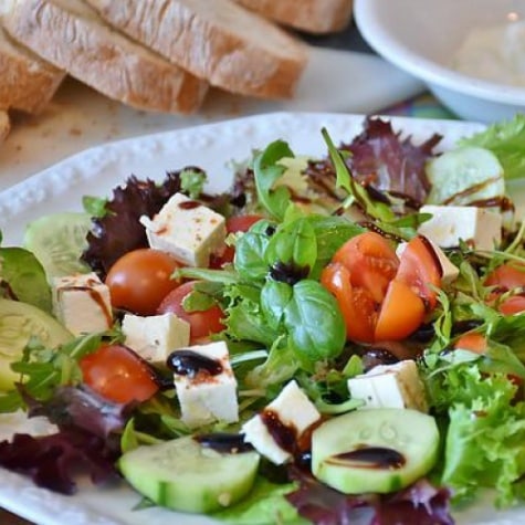 豆腐のヘルシーサラダ