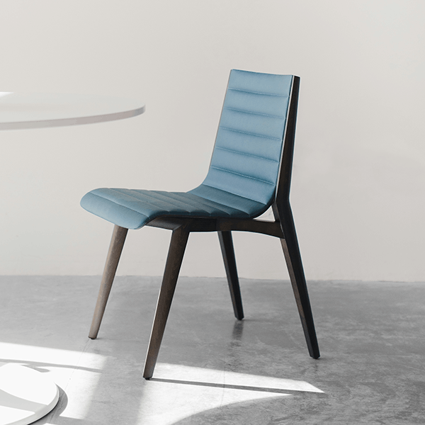 リラクシーフィットチェア