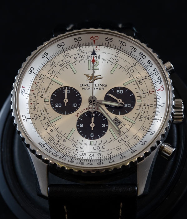 高級革ベルト腕時計