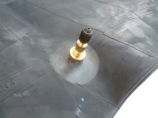 ���塼�֡����ʡ������� 13.6-28�ѡ��ȥ饯������