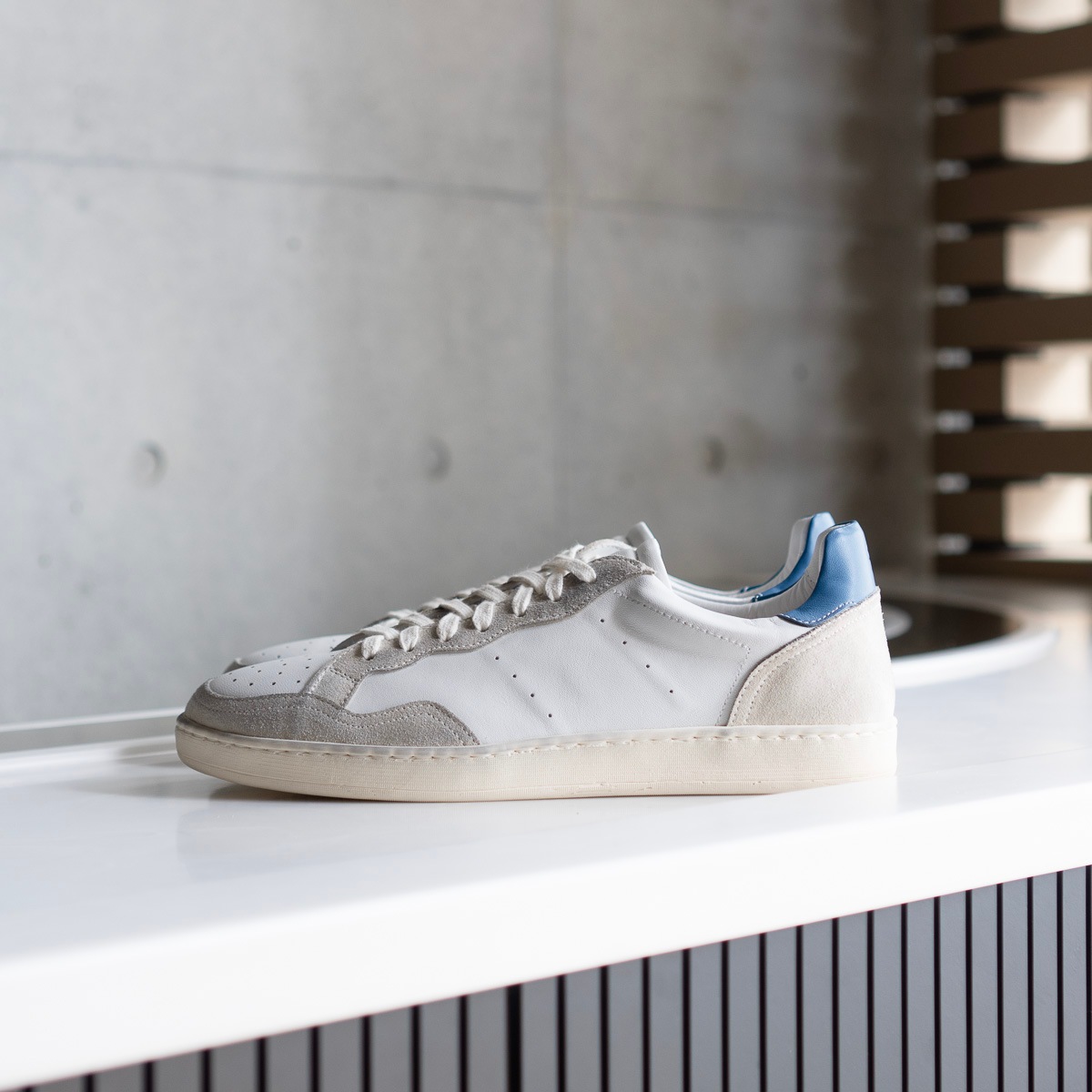 エリア・マウリッツィ SIMONEVINTAGE GEYSER+BIANCO+OLTREMARE+VINTAGE レザースニーカー メンズ