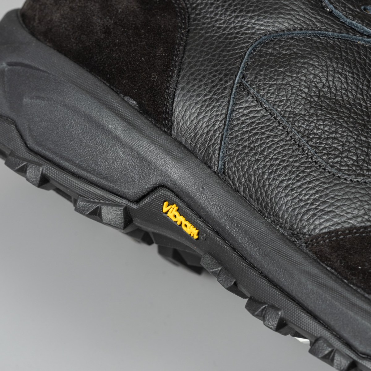 トレーディングポスト RUN-CLIMB BLACK+BLACK トレッキングスニーカー メンズ