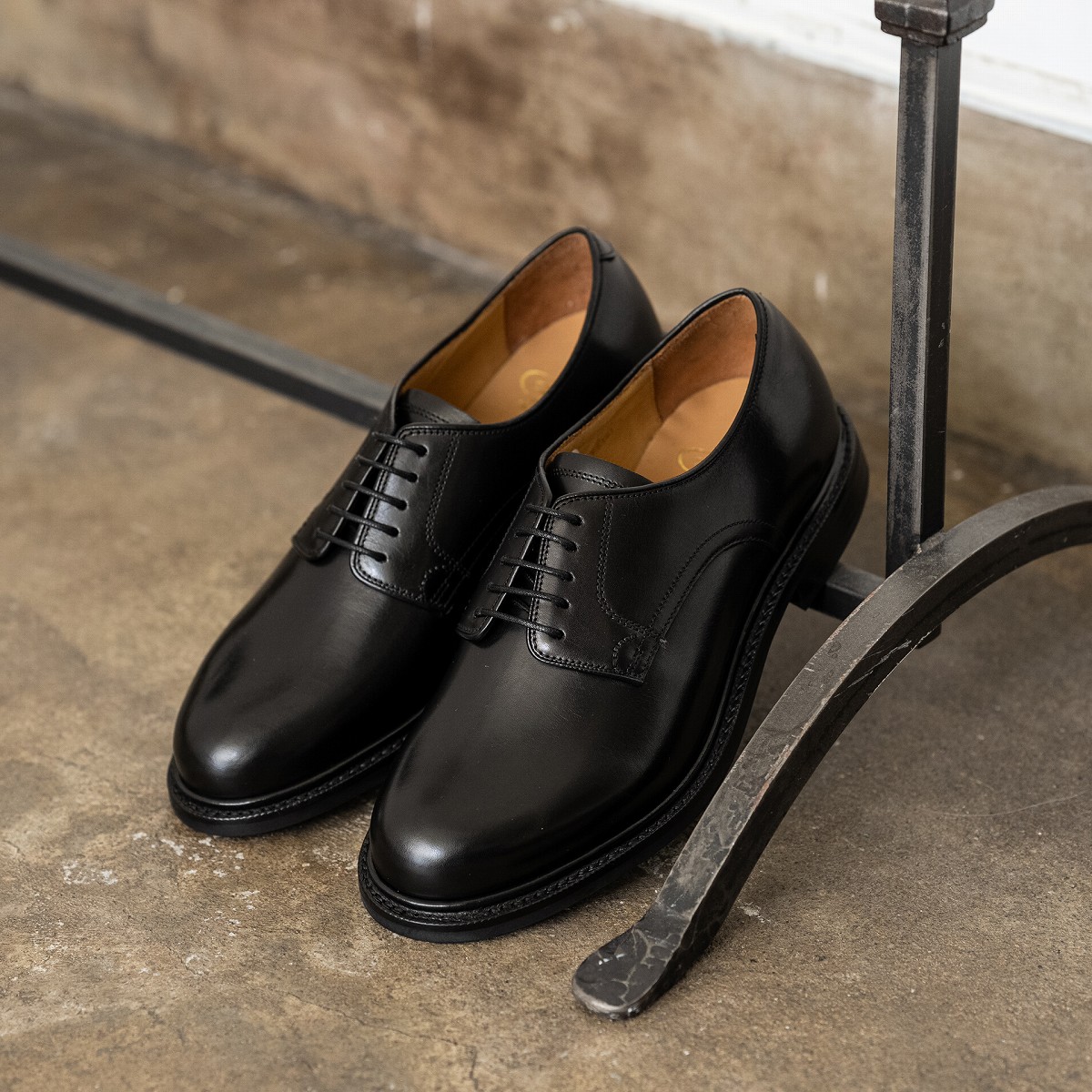 トレーディングポスト 2101 BLACK プレーントゥ メンズ