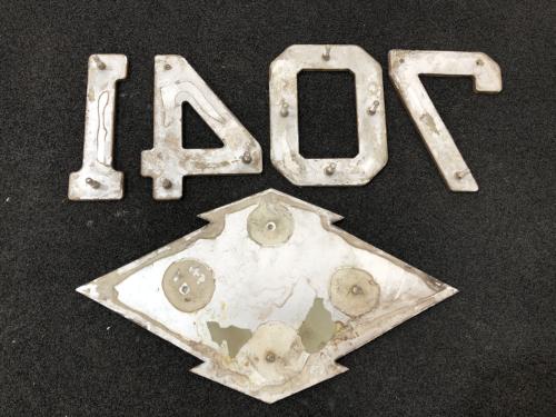 神戸市交通局 側面 車番・局章(1407-2)