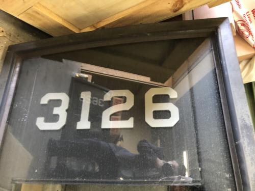 神戸市交通局　3000形26号車　運転席トビラ（3126)　　※平日引取りのみ