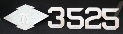 神戸市交通局　側面　車番・局章（3525-1）