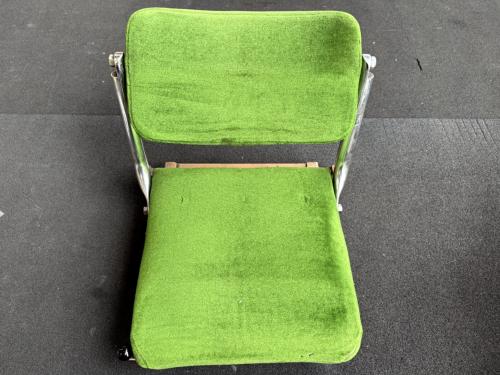 京都市交通局　運転士腰掛　※平日店頭引取りのみ