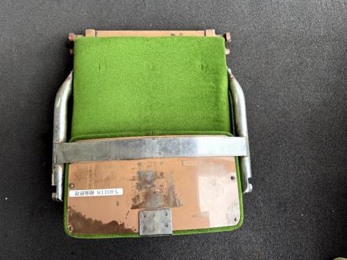 京都市交通局　運転士腰掛　※平日店頭引取りのみ