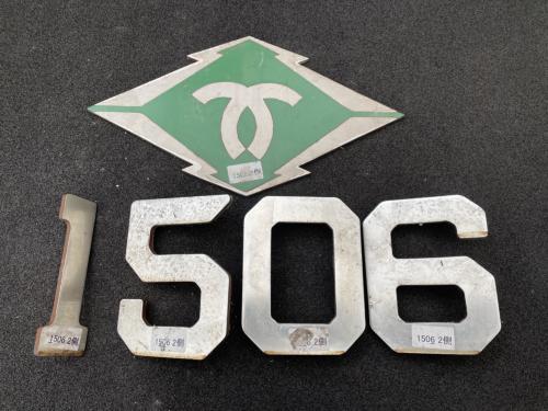 神戸市交通局　側面　車番・局章（1506-2）