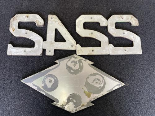 神戸市交通局 側面 車番・局章(2422-1)