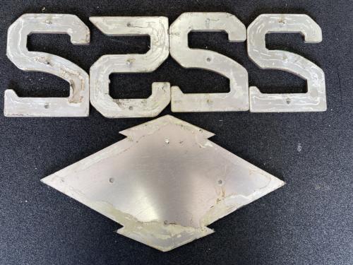 神戸市交通局 側面 車番・局章(2522-1)