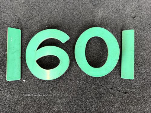 京都市交通局　車号板（1601）