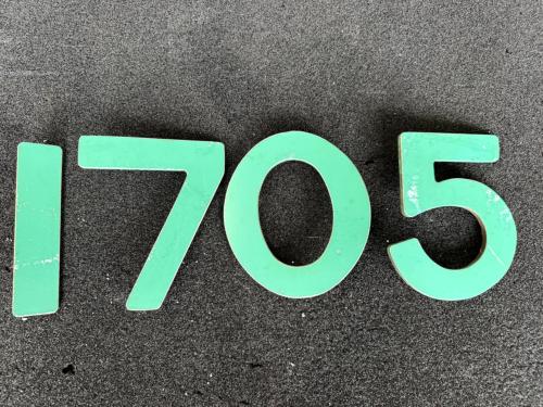 京都市交通局　車号板（1705）