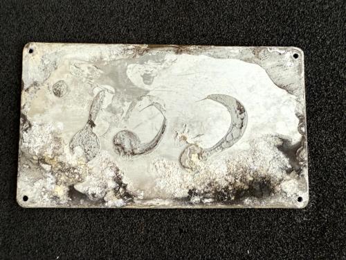 京都市交通局　車外表記銘板(1200)