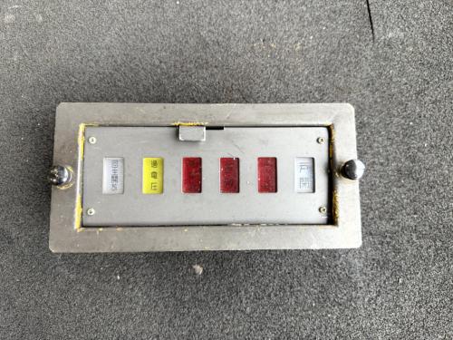 京都市交通局　制御表示灯