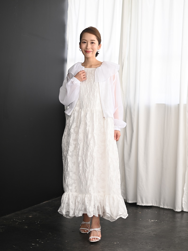 92 スーツ ジャケット　ホワイト　白　9号 ワンピース　フリル  春夏　秋冬 フロリア Flolia ツイードノーカラーダブルジャケット フレア