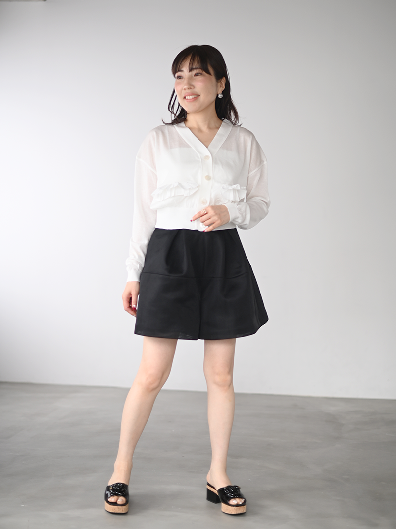 【新品】TREFLE+1 トレフルプラスワ　タックショートパンツ　ホワイト　01 シアータックショートパンツ | Bottoms,ショート | | TREFLE＋1