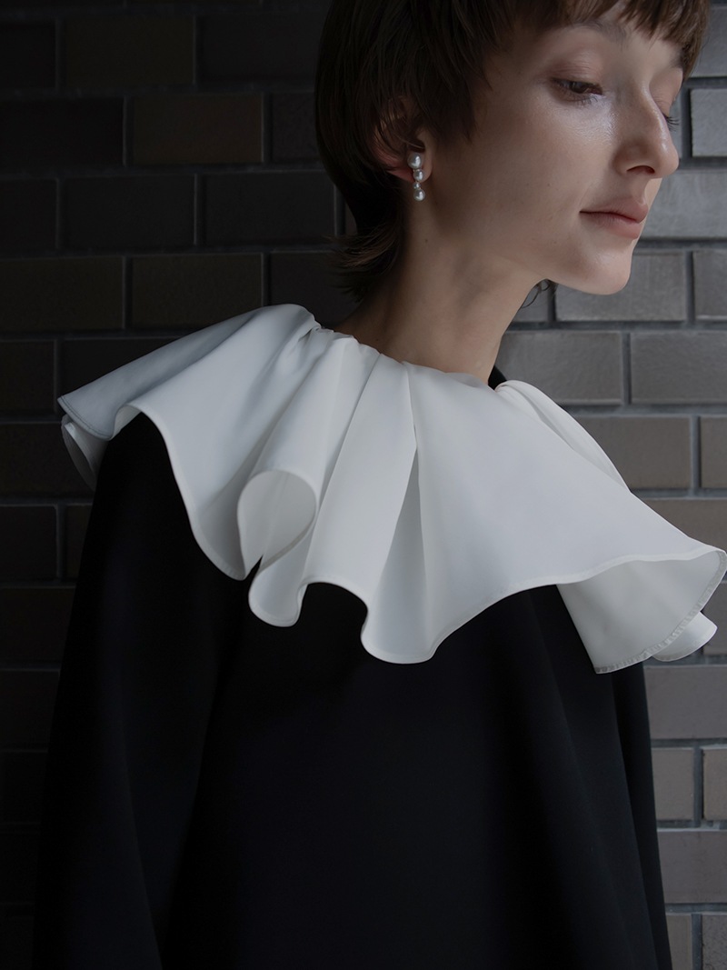 TREFUL+1 トレフルプラスワン　バタフライトップス　チュニック　フリル TREFUL+1 トレフルプラスワン バタフライトップス チュニック