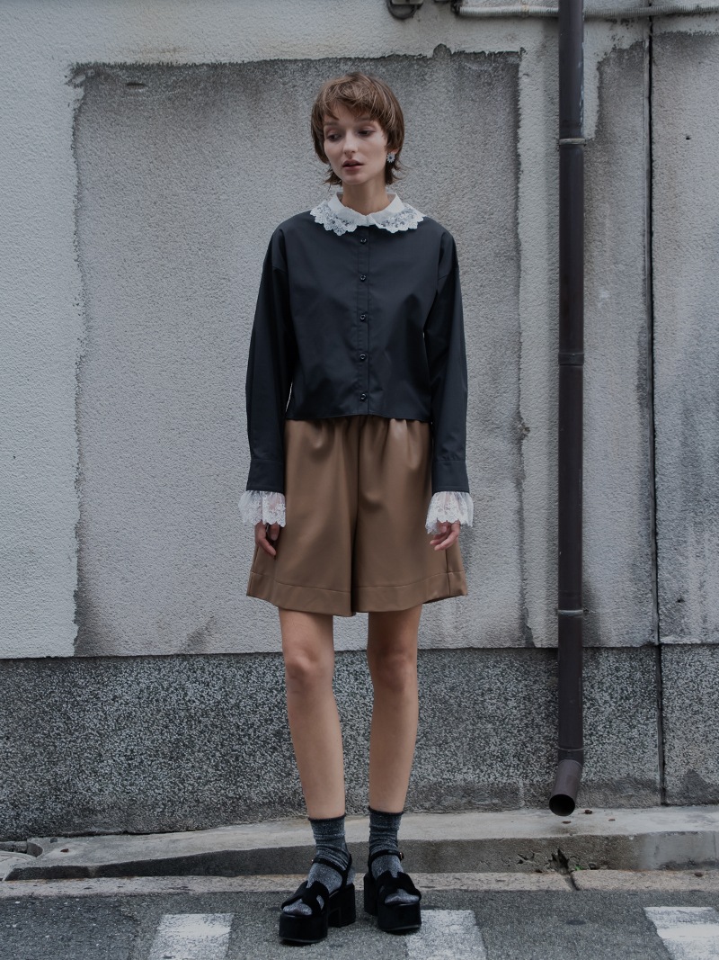 新品タグ付きトレフルプラスワン trefle+1 ベルブラウス TREFLE＋1（トレフルプラスワン） |