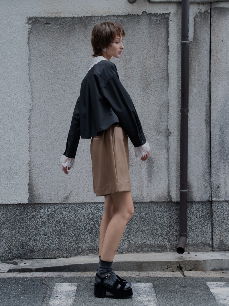 【ユカちん様】trefle+1トレフルプラスワンフェザー襟トップス Tops,ブラウス | TREFLE＋1（トレフルプラスワン）