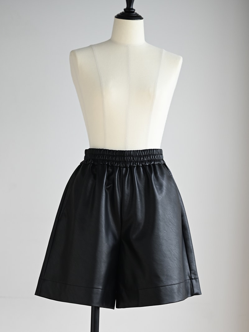 レザーライクショートパンツ | Bottoms,ショート | | TREFLE＋1