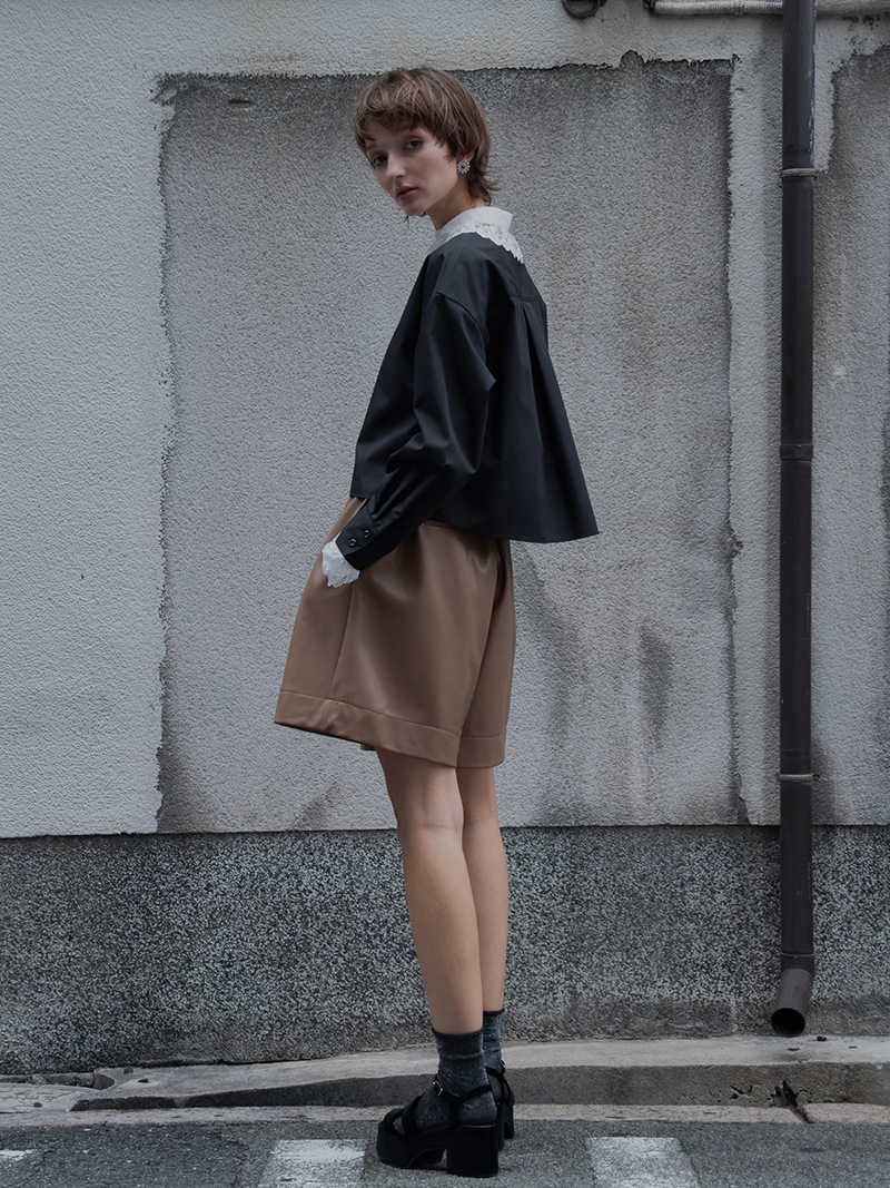 TREFLE+1 トレフルプラスワン　タックショートパンツ 黒　サイズ2 タックショートパンツ | Bottoms,ショート | | TREFLE＋1
