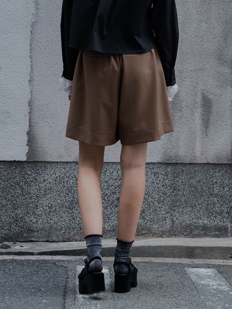 レザーライクショートパンツ | Bottoms,ショート | | TREFLE＋1
