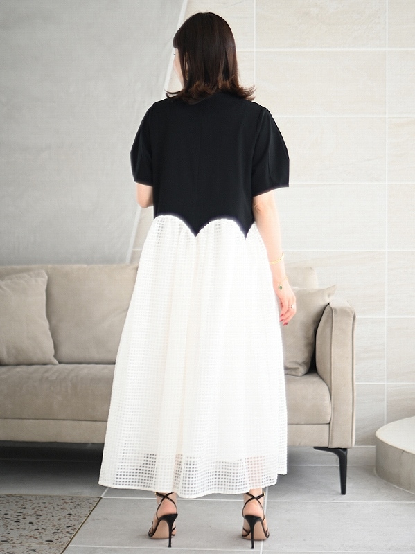 【美品】TREFLE+1 トレフルプラスワン スカラップカラー黒ワンピース スカラップワンピース | Onepiece,半袖 | | TREFLE＋1（トレフル