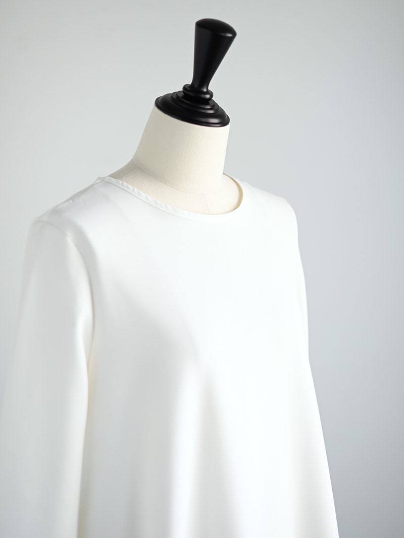 裾フリルフレアワンピース～長袖（short） | New Arrival