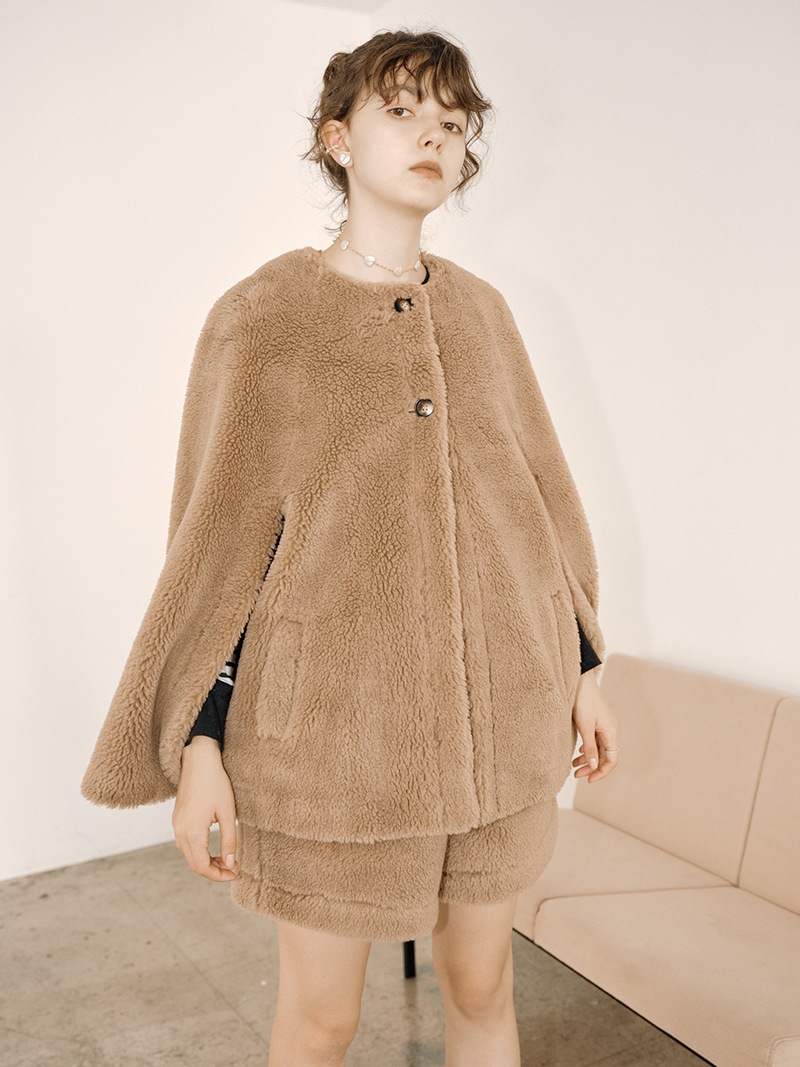 【美品】trefle+1  トレフルプラスワン　クマケープ　コート クマケープ | Outer | | TREFLE＋1（トレフルプラスワン）