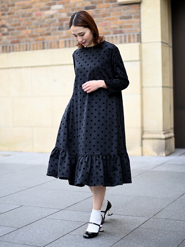 限定値下✨【新品】トレフルプラスワン　フリルドットチュールワンピース　長袖　M FOREVER21 ワンピース 「2024SS」ドットチュールキャミワンピース