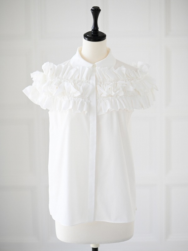 美品　trefle +1 トレフルプラスワン　ブーケブラウス　半袖　ブラック ブーケブラウス～半袖 | Tops,ブラウス | | TREFLE＋1（トレフル
