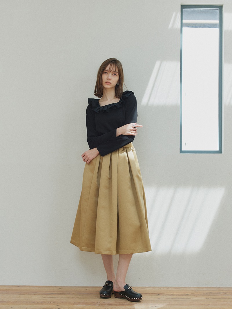 トレフルプラスワン TREFLE+1 ワッフルトップス リアラ pg ラッフルフリルトップス(BLACK) | Tops | | TREFLE＋1（トレフルプラス