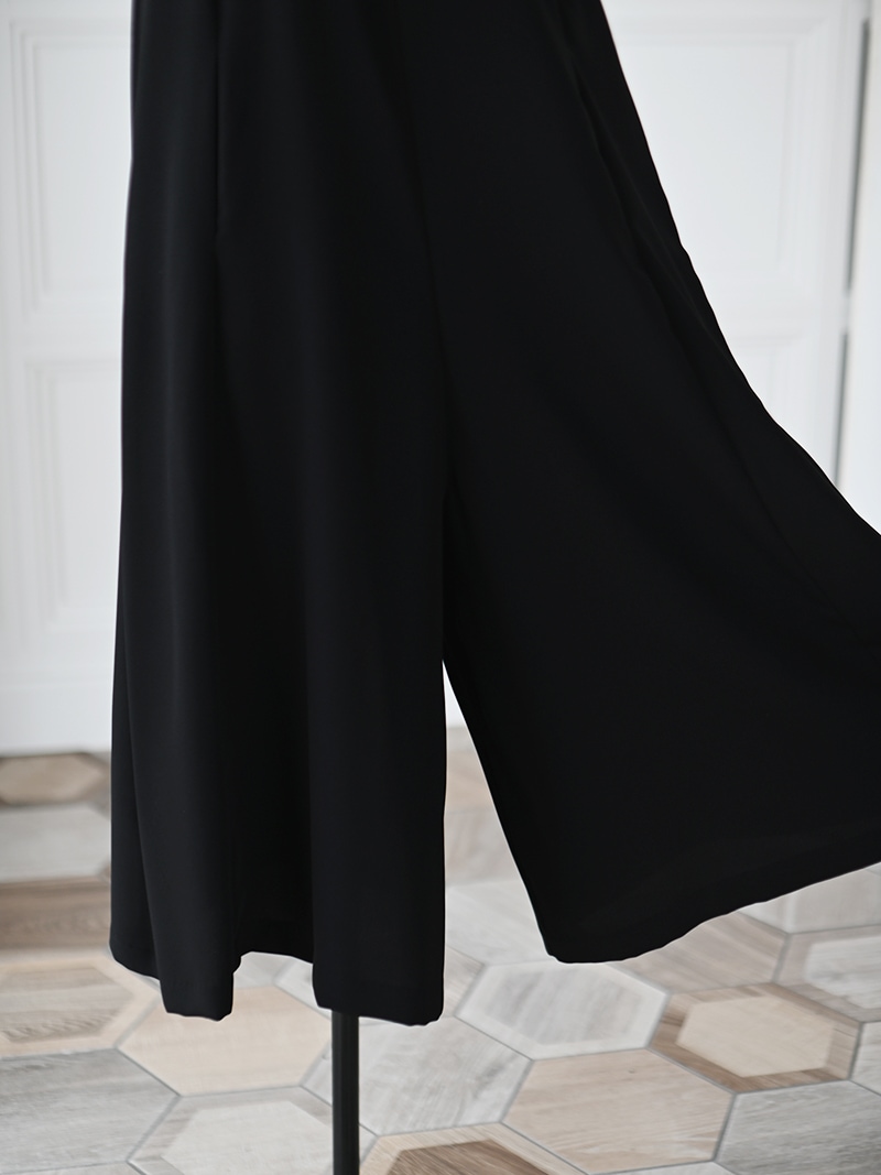 トレフルプラスワン　お袖プリーツフリルさらっとワンピ　新品⭐︎ お袖プリーツフリルさらっとワンピ | Onepiece | | TREFLE＋1