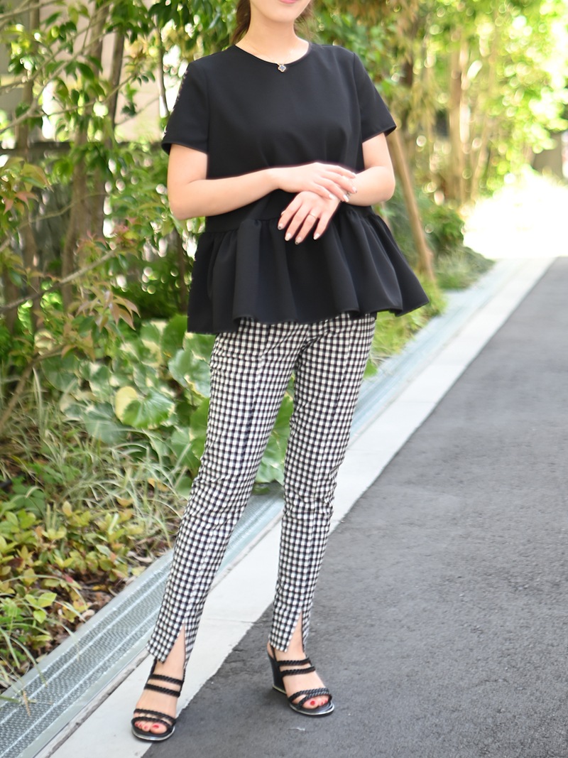 【新品】trefle+1 ブラック フリル付き 半袖トップス フリルスクエアトップス | Tops,トップス | | TREFLE＋1