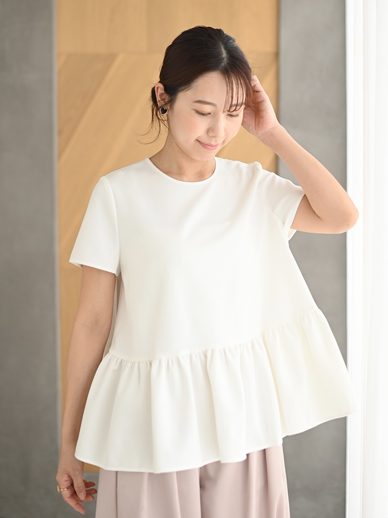 TREFLE＋1 (トレフルプラスワン)裾フリルフレアトップス　ホワイト 裾フリルフレアートップス～半袖 | Tops,トップス | | TREFLE＋1