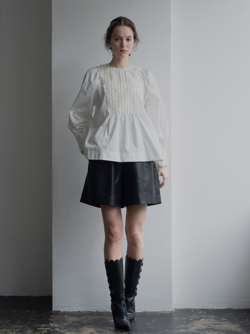 新品・未使用　trefle+1　トレフルプラスワン　リボンヨークブラウス リボンヨークブラウス | Tops,ブラウス | | TREFLE＋1（トレフルプラス