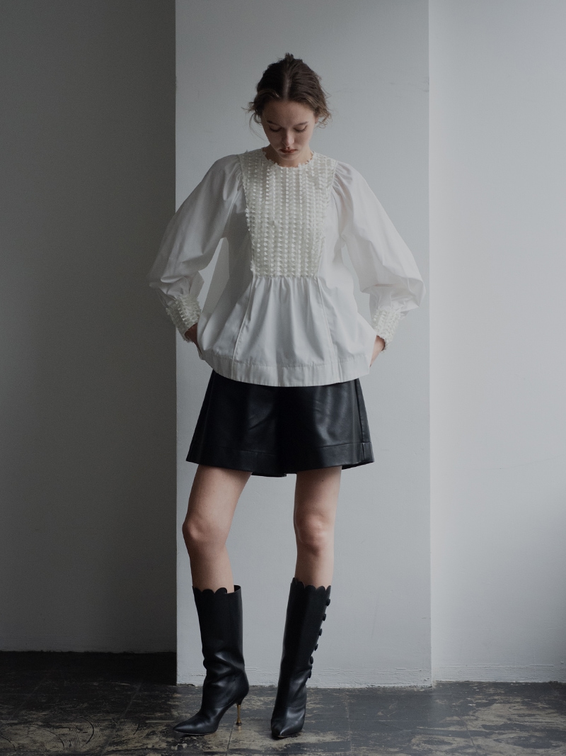 新品・未使用　trefle+1　トレフルプラスワン　リボンヨークブラウス リボンヨークブラウス | Tops,ブラウス | | TREFLE＋1（トレフルプラス