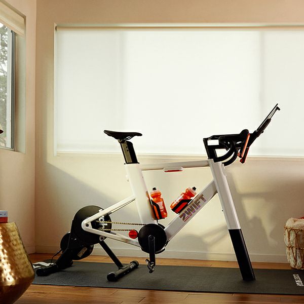 �ڥ��ޡ��ȥХ�����Wahoo ZWIFT RIDE with KICKR CORE 2/�����ѥ��ޡ��ȥХ���/WFBKTR125