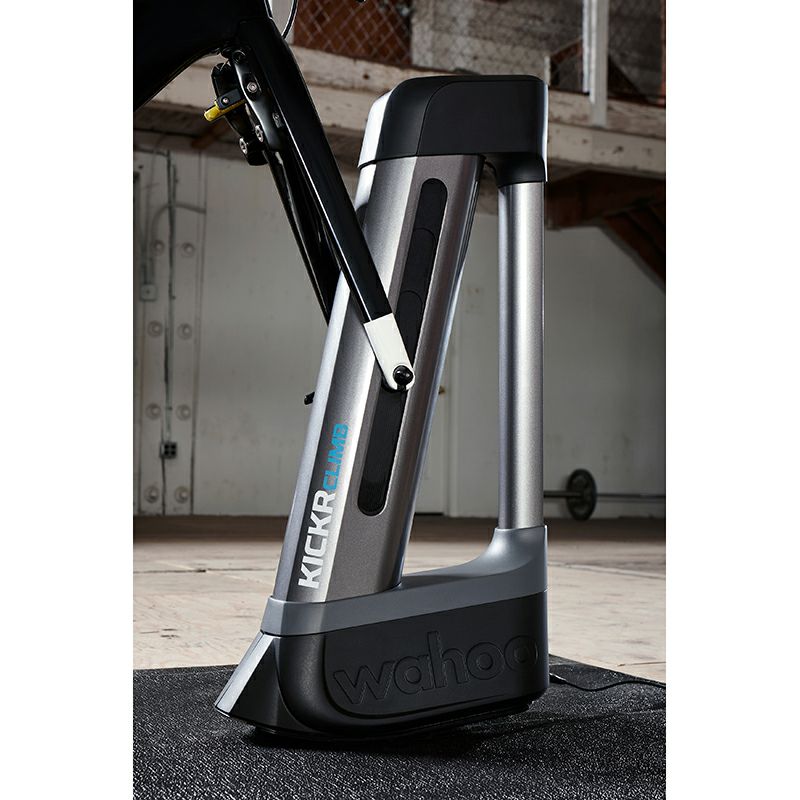WAHOO KICKR CLIMB�ʥ��å������饤��ˡ�����ɥ����졼�ɥ��ߥ�졼������