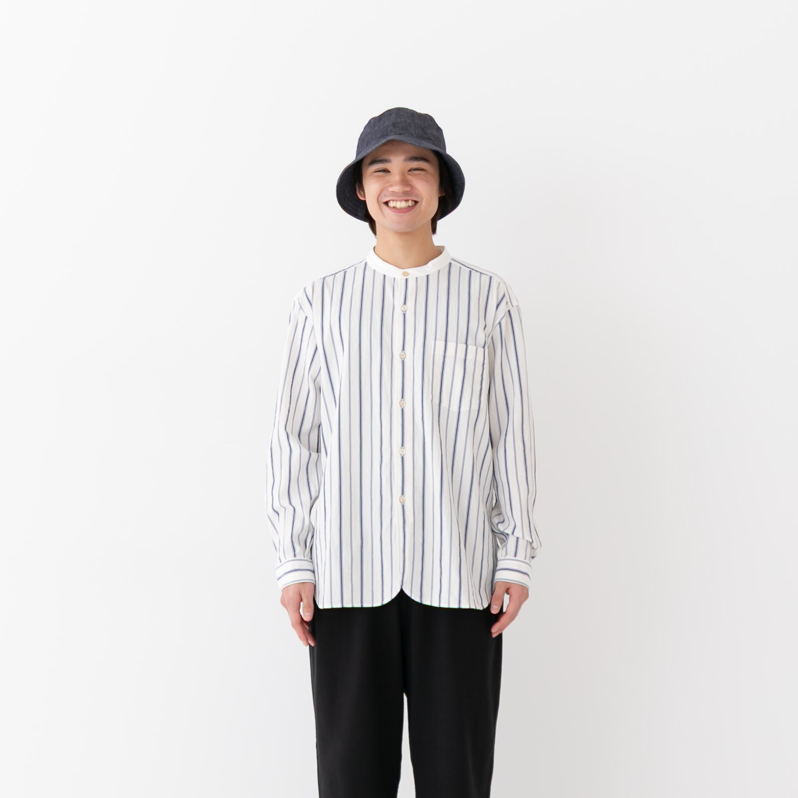 40/1オーガニックストライプ クレリックスタンドカラーシャツ R39602