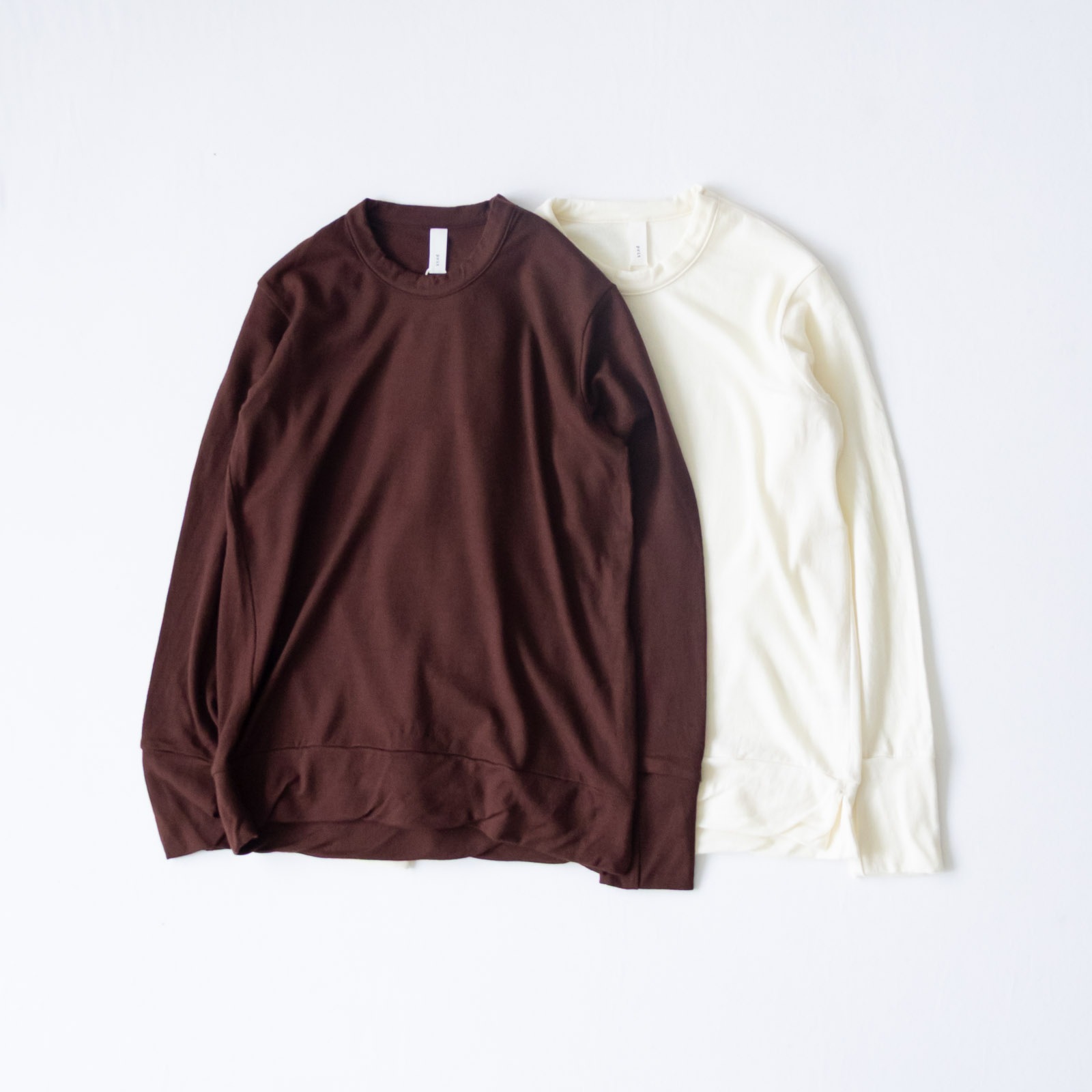 【ロズ】PRY レイヤードUネックTシャツ ブラウン サイズ1 ロズ様専用】PRY レイヤードUネックTシャツ ブラウン サイズ1 - メルカリ