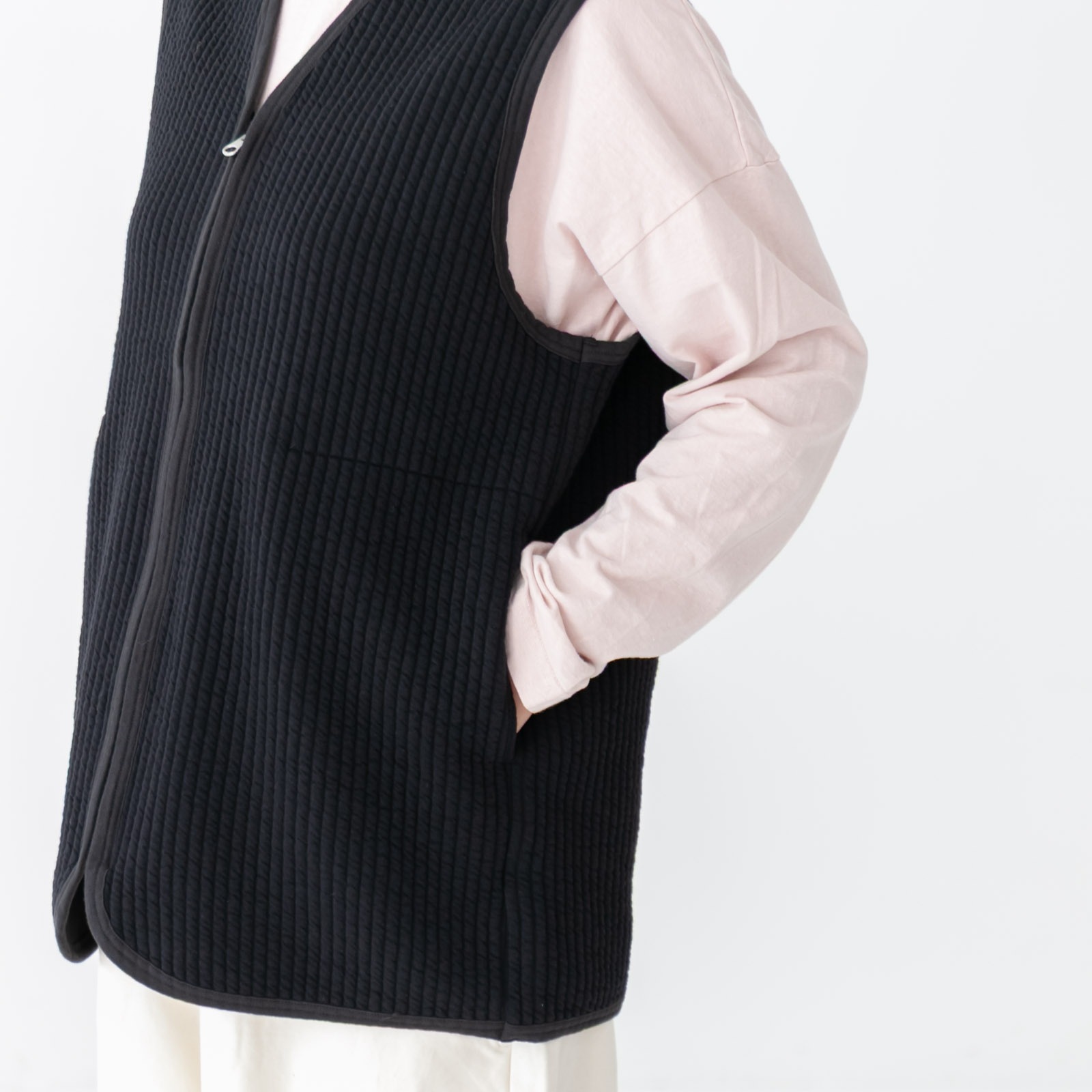 Prit コールキルト VネックZIPベスト Prit コールキルト VネックZIPベスト